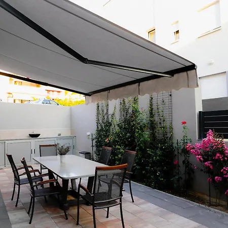 Megi Apartment *