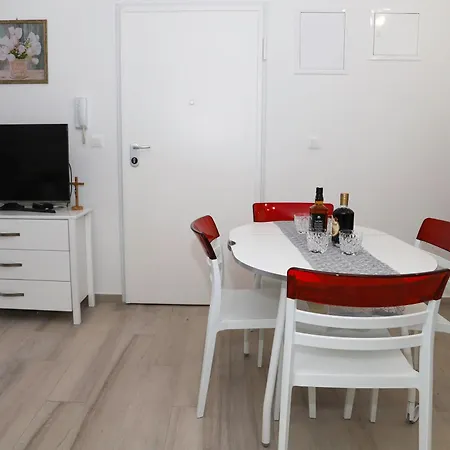 Apartment Megi